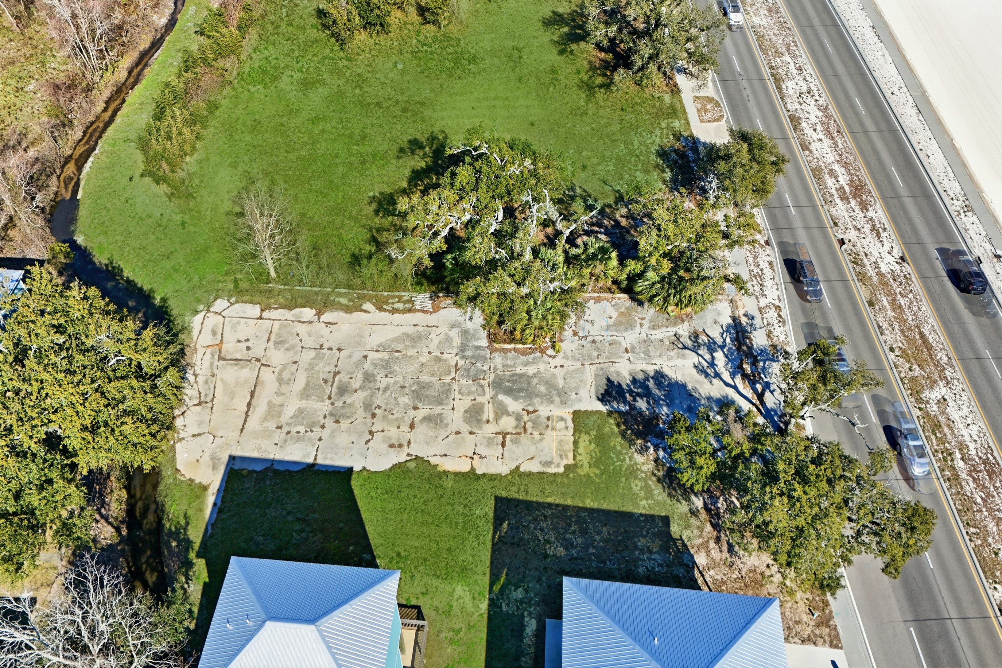 610 E Beach Blvd